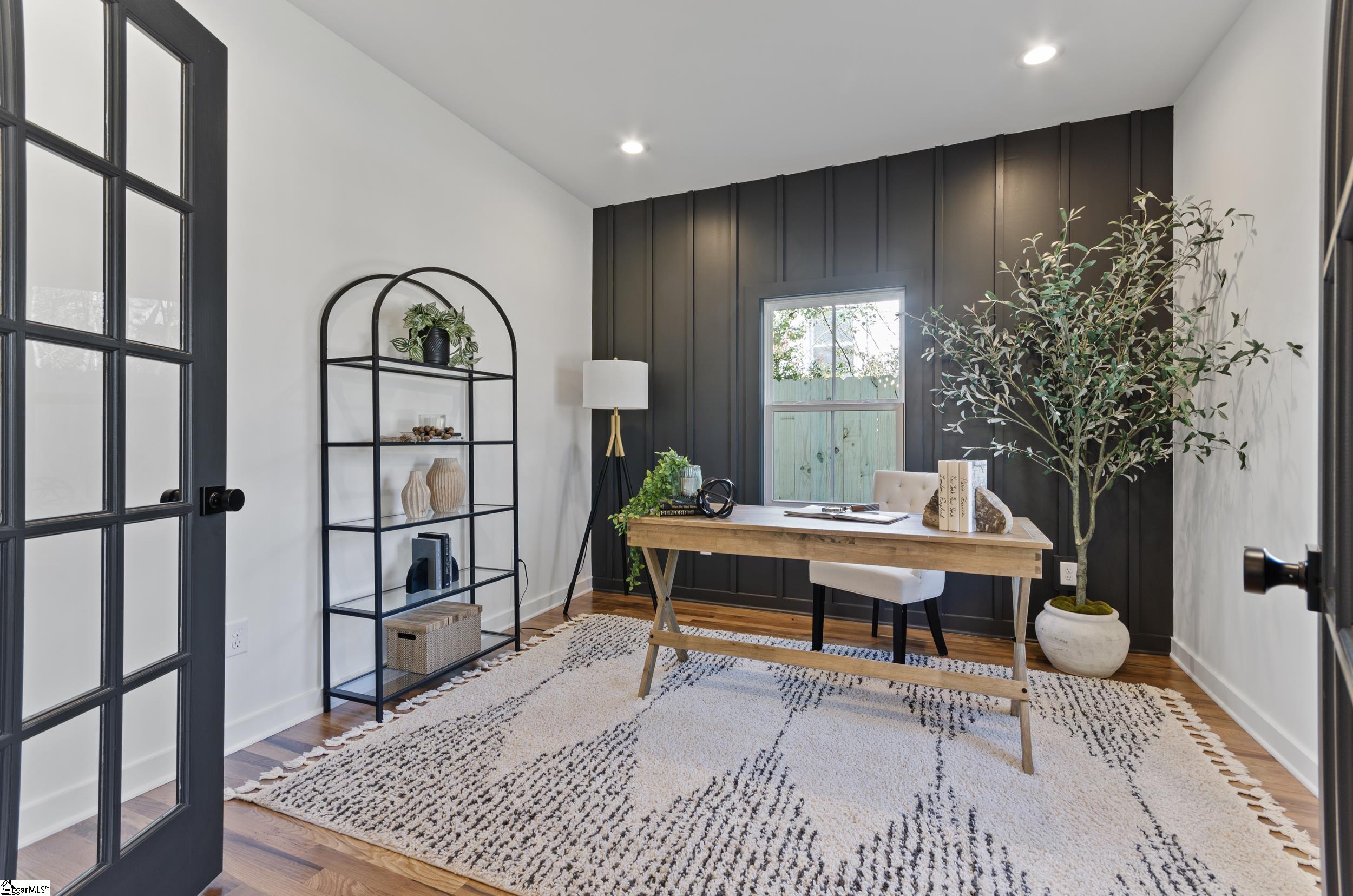 102 West Circle Avenue Greenville, SC 29607 - Photo 6 of 48