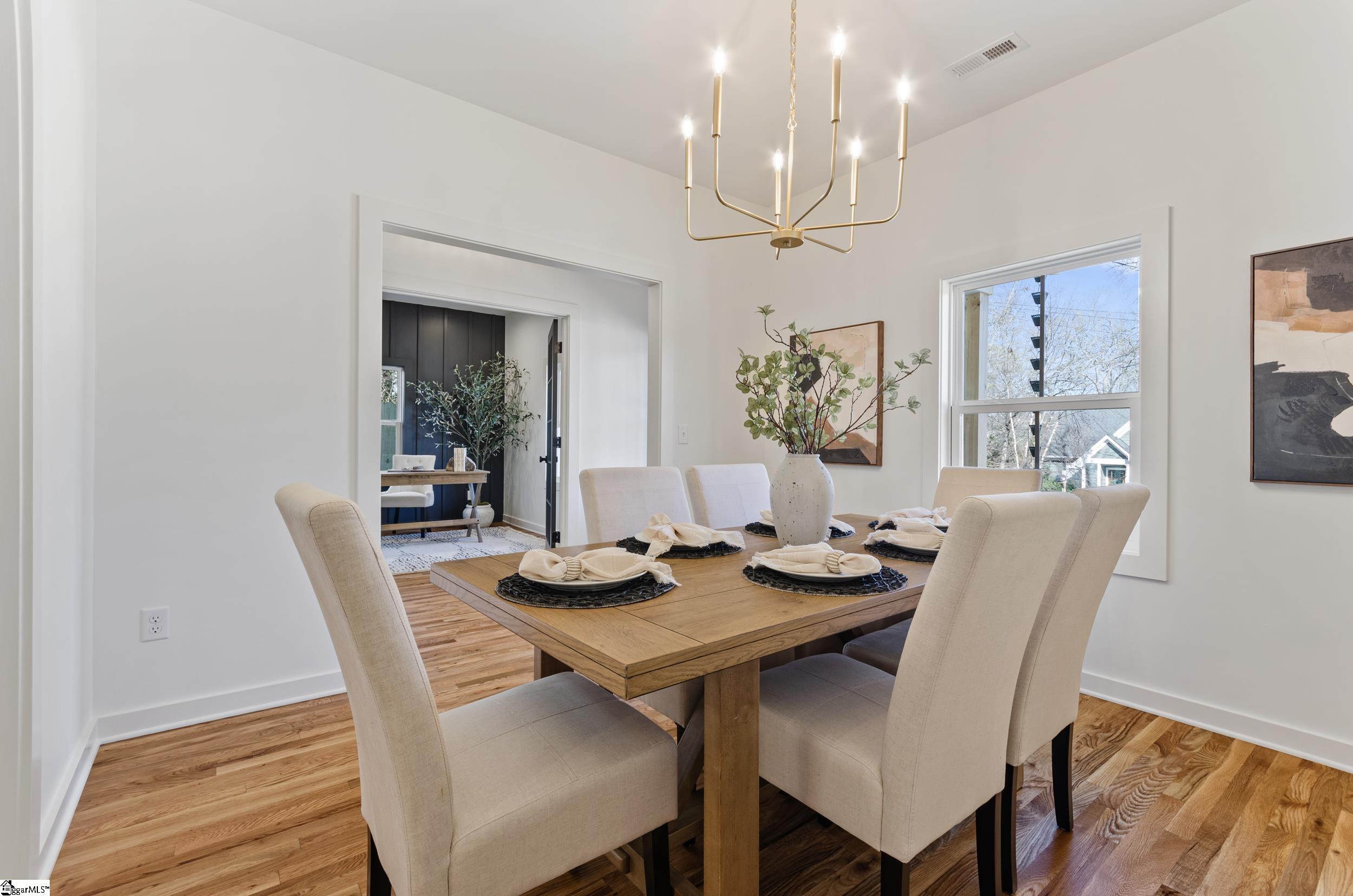 102 West Circle Avenue Greenville, SC 29607 - Photo 10 of 48