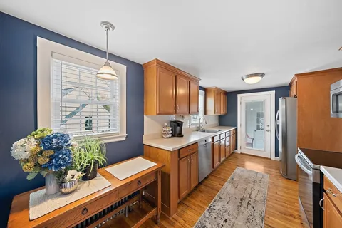 $579,900 | 9 Grant Avenue, Walpole, MA 02032