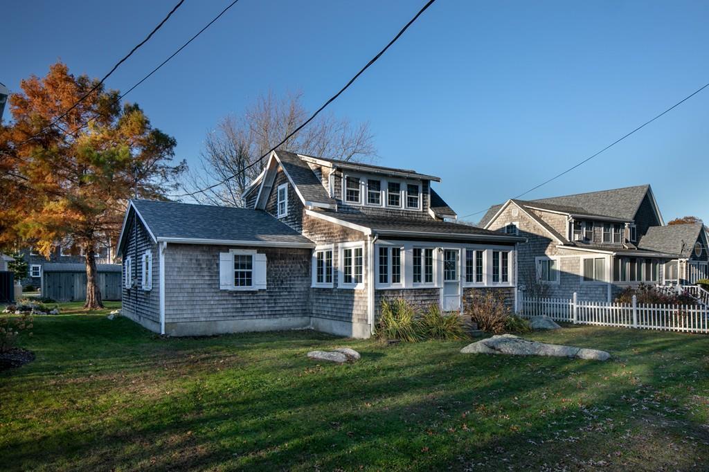 5 King Phillip Road Mattapoisett, MA 02739 - Photo 4 of 27