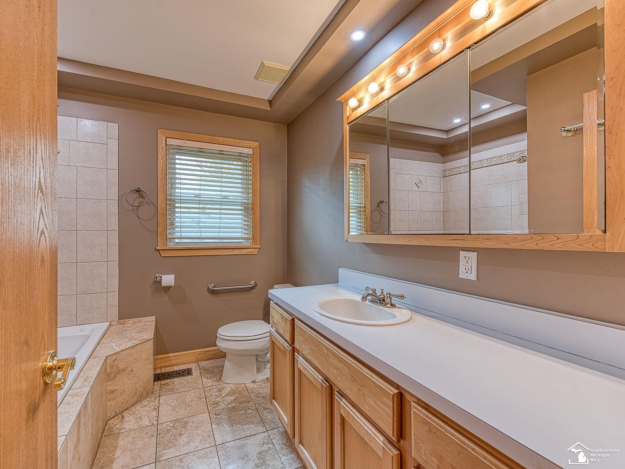 9667 Exeter Road Carleton, MI 48117 - Photo 10 of 28