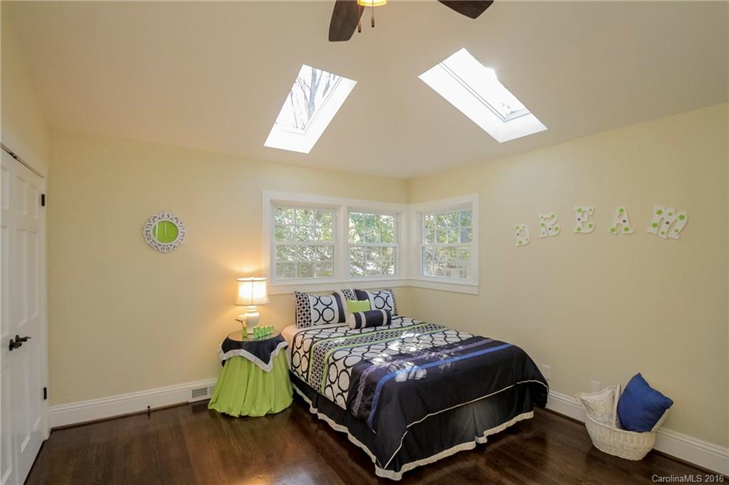 170 North Canterbury Road Charlotte, NC 28211 - Photo 15 of 24 Gallery Image 15