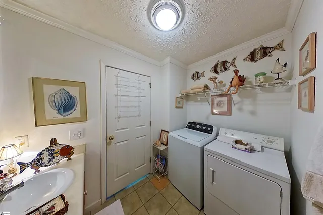 $754,900 | 15 Bell-Tel Drive, Prosperity, SC 29127