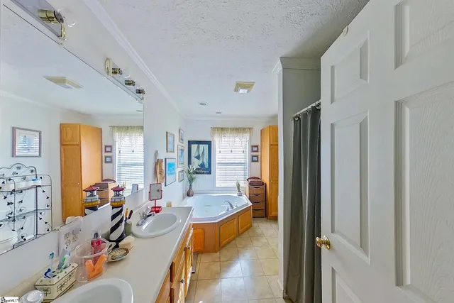 $754,900 | 15 Bell-Tel Drive, Prosperity, SC 29127