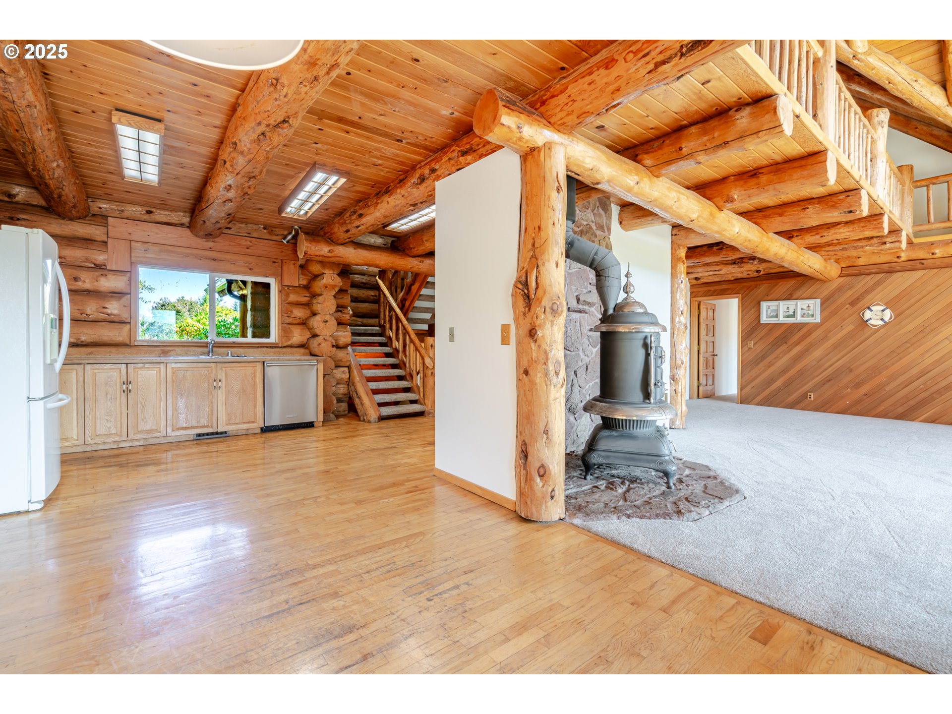 330 South Bay Road Toledo, OR 97391 - Photo 10 of 43 Gallery Image 10