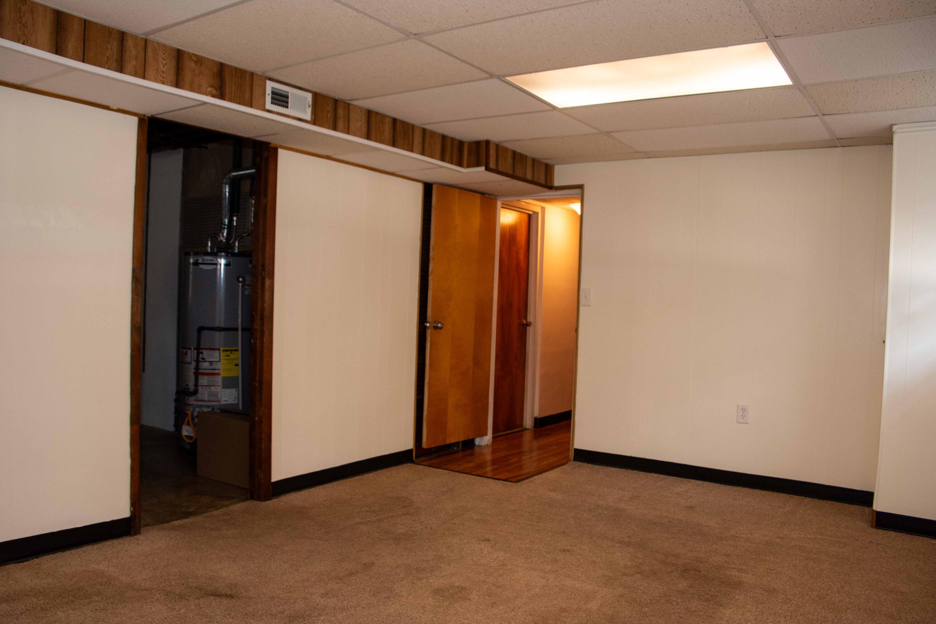 6038 Thornrose Road Roanoke, VA 24012 - Photo 17 of 68 6038 Thornrose-17