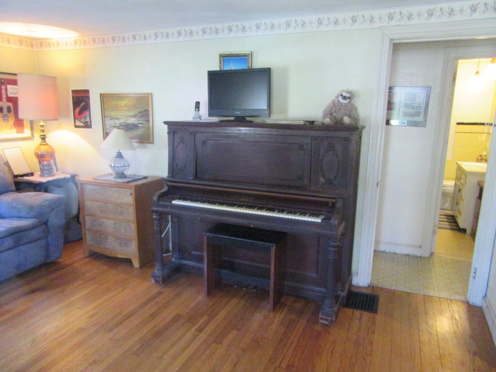 229 Hampden Road East Longmeadow, MA 01028 - Photo 14 of 30 Gallery Image 14