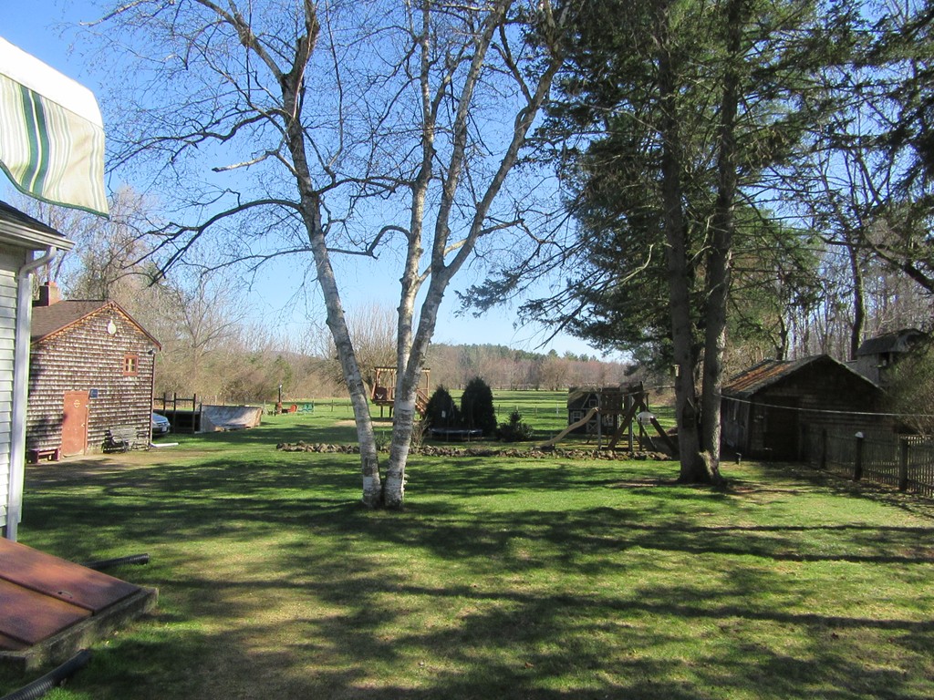 229 Hampden Road East Longmeadow, MA 01028 - Photo 4 of 30 Gallery Image 4