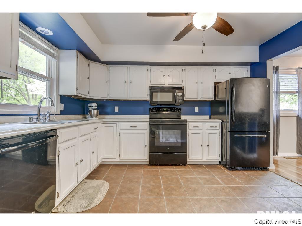 34 Sarah Avenue Springfield, IL 62703 - Photo 11 of 34