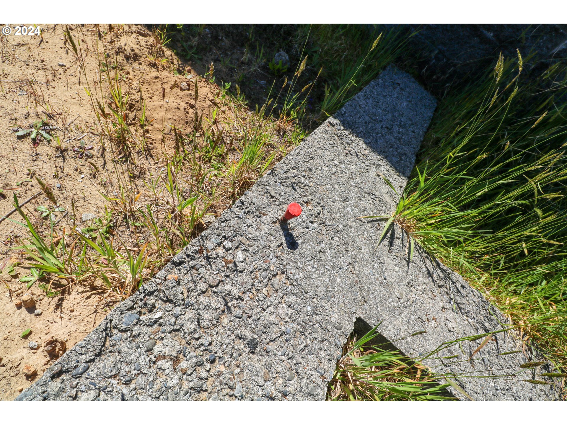 755 Edwards Coos Bay, OR 97420 - Photo 11 of 23