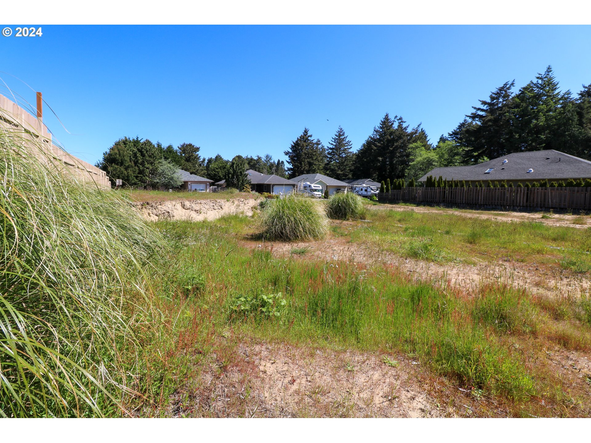 755 Edwards Coos Bay, OR 97420 - Photo 10 of 23