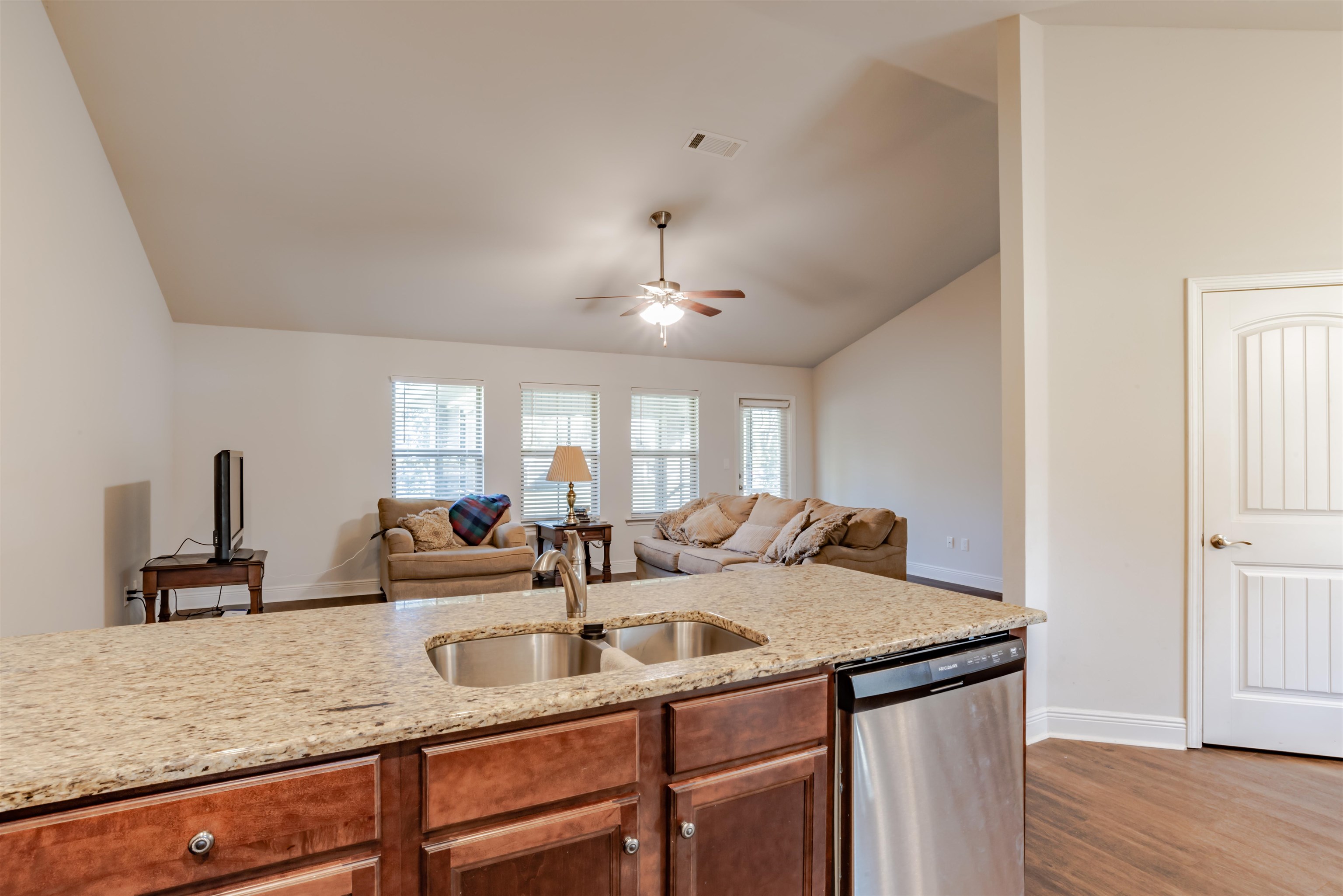 13168 Vincent Court Foley, AL 36535 - Photo 13 of 33