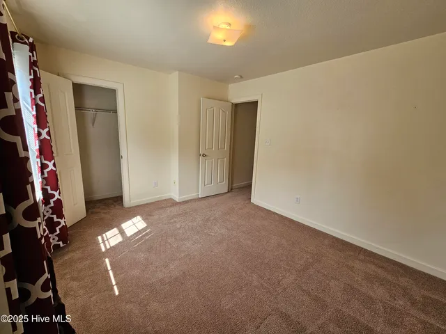 $1,250 | 502 Streamwood Drive, Jacksonville, NC 28546