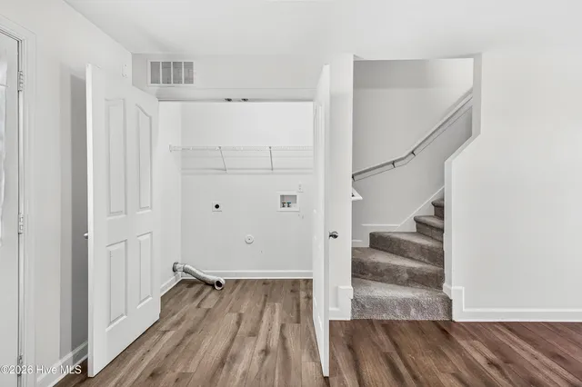 $1,250 | 502 Streamwood Drive, Jacksonville, NC 28546