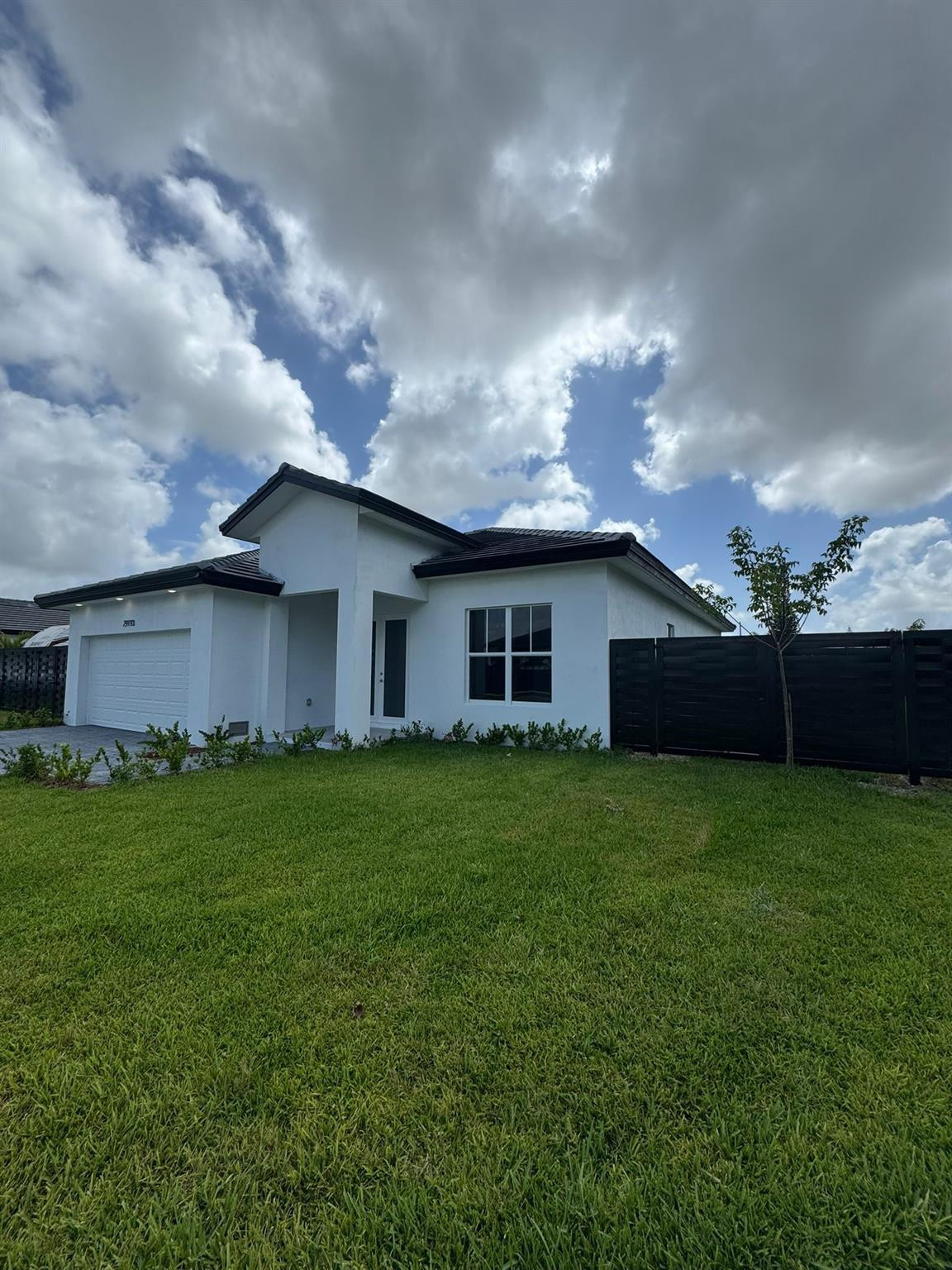 29193 Southwest 166th Avenue Homestead, FL 33033 - Photo 5 of 25 Photo 5