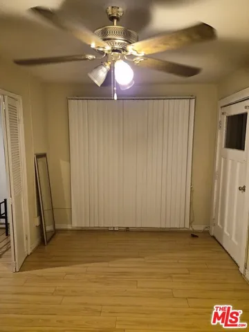 $1,950 | 6685 De Longpre Avenue, Los Angeles, CA 90028