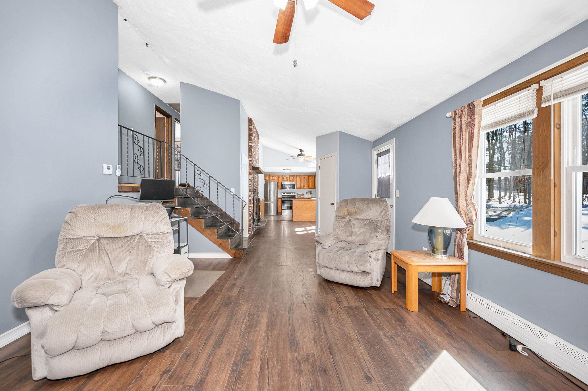 74 Royal Range Road Sandown, NH 03873 - Photo 12 of 33