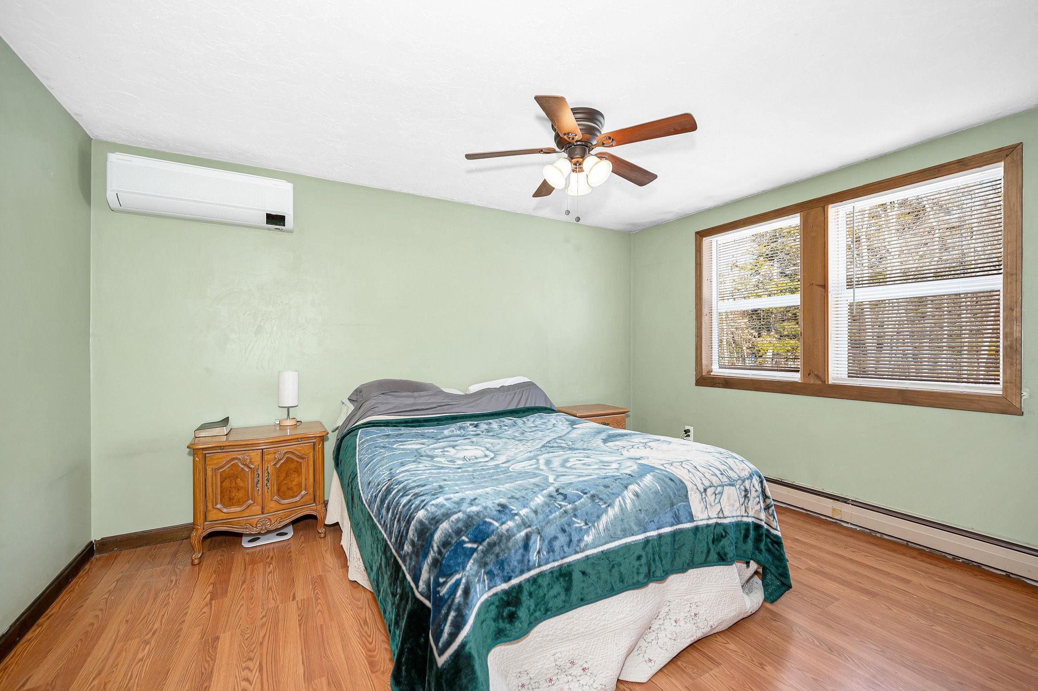 74 Royal Range Road Sandown, NH 03873 - Photo 13 of 33