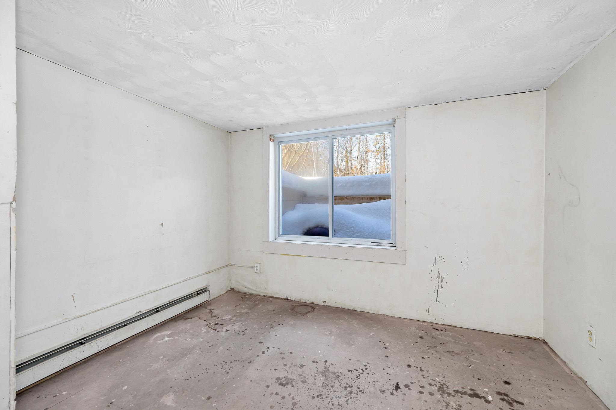 74 Royal Range Road Sandown, NH 03873 - Photo 27 of 33