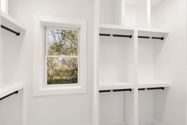 $349,900 | 4016 Meadow Road, Nashville, TN 37218