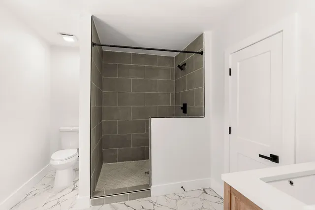 $349,900 | 4016 Meadow Road, Nashville, TN 37218