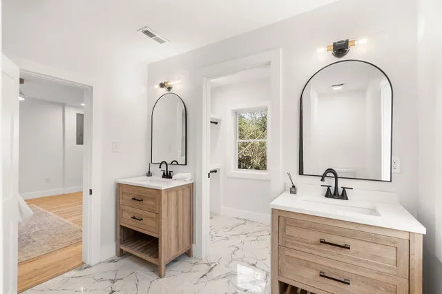 $349,900 | 4016 Meadow Road, Nashville, TN 37218