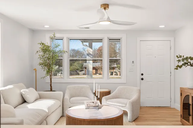 $349,900 | 4016 Meadow Road, Nashville, TN 37218