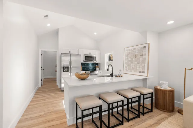 $349,900 | 4016 Meadow Road, Nashville, TN 37218