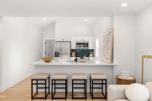 $349,900 | 4016 Meadow Road, Nashville, TN 37218