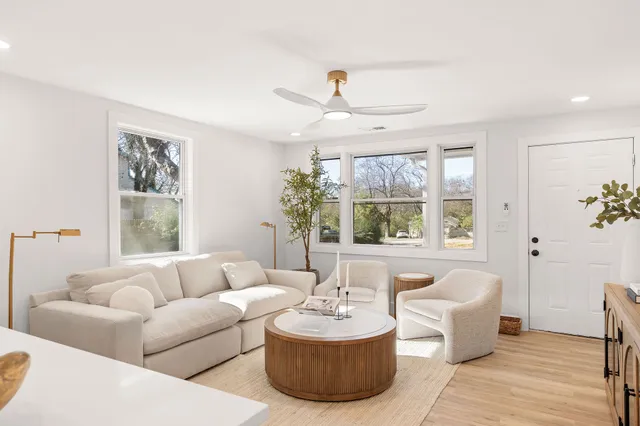 $349,900 | 4016 Meadow Road, Nashville, TN 37218