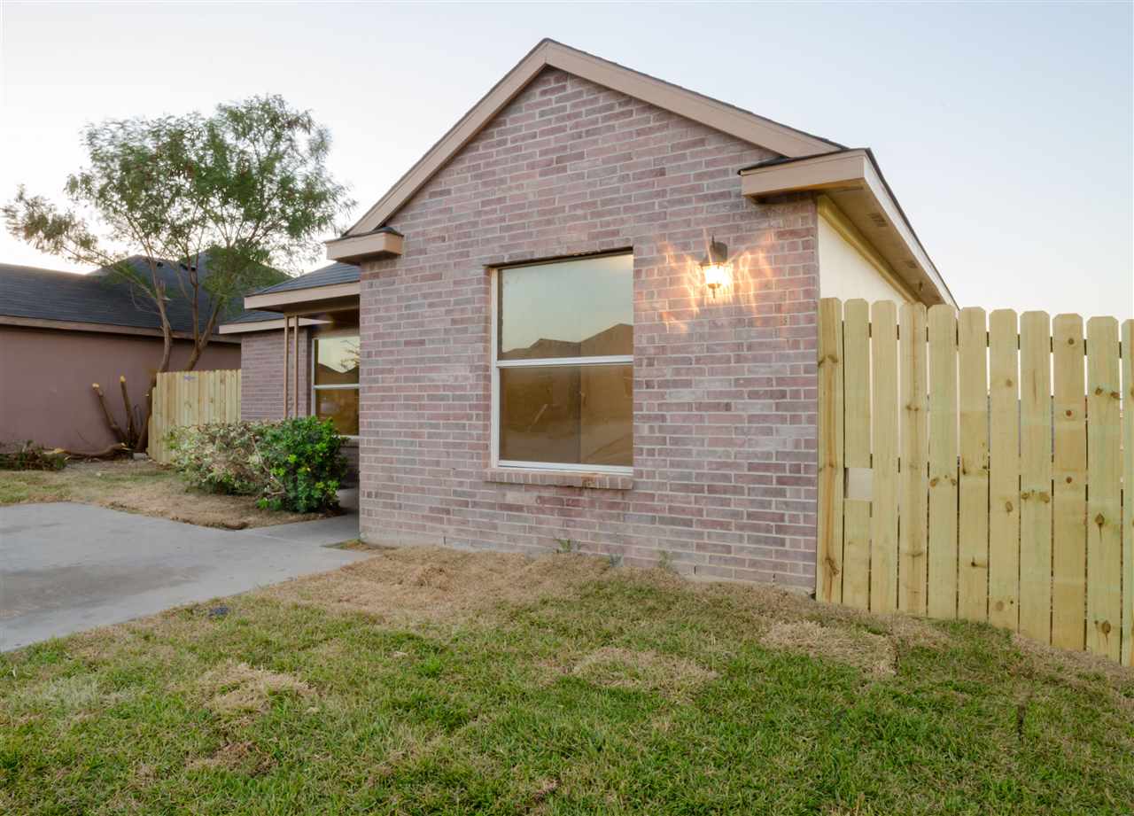 4120 Marcy Loop Laredo, TX 78046 - Photo 3 of 11 Gallery Image 3