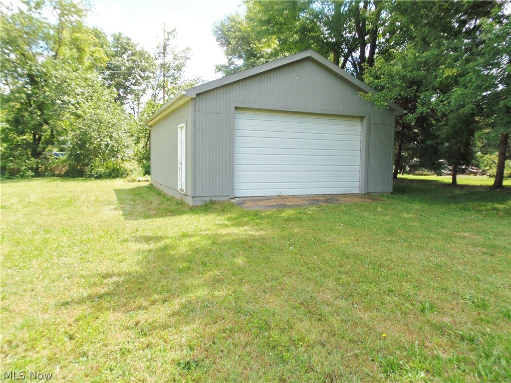3037 Derling Road Akron, OH 44319 - Photo 6 of 33