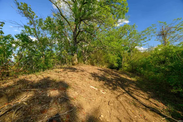 $159,900 | 10 North State Road 156, Patriot, IN 47038