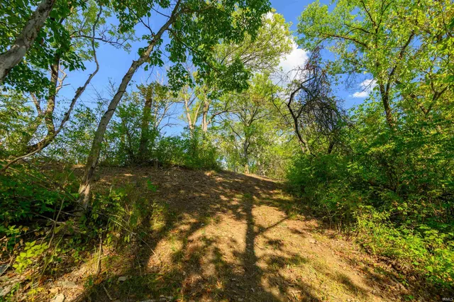 $159,900 | 10 North State Road 156, Patriot, IN 47038