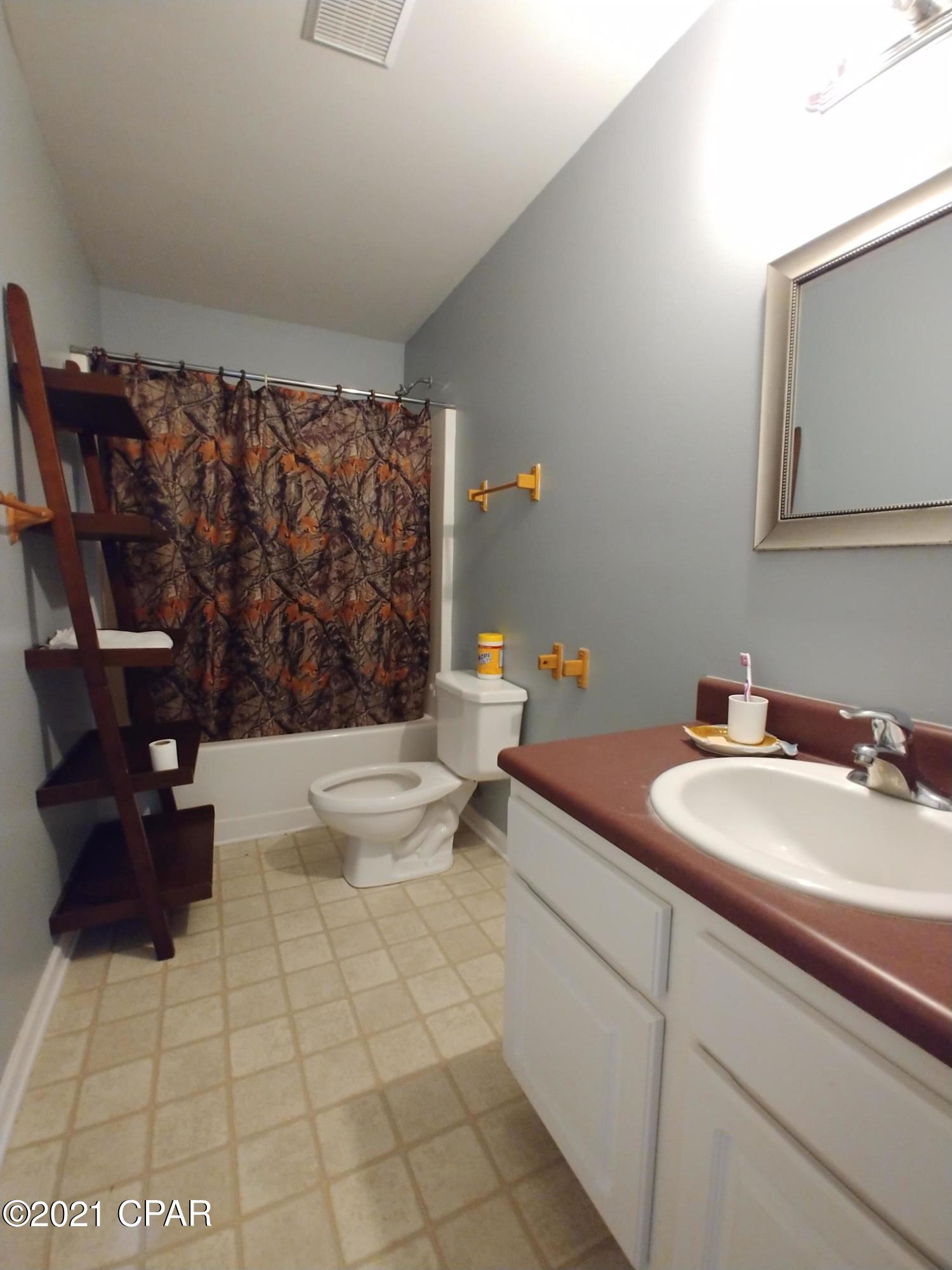 6870 Stephens Street Grand Ridge, FL 32442 - Photo 49 of 55 Gallery Image 49