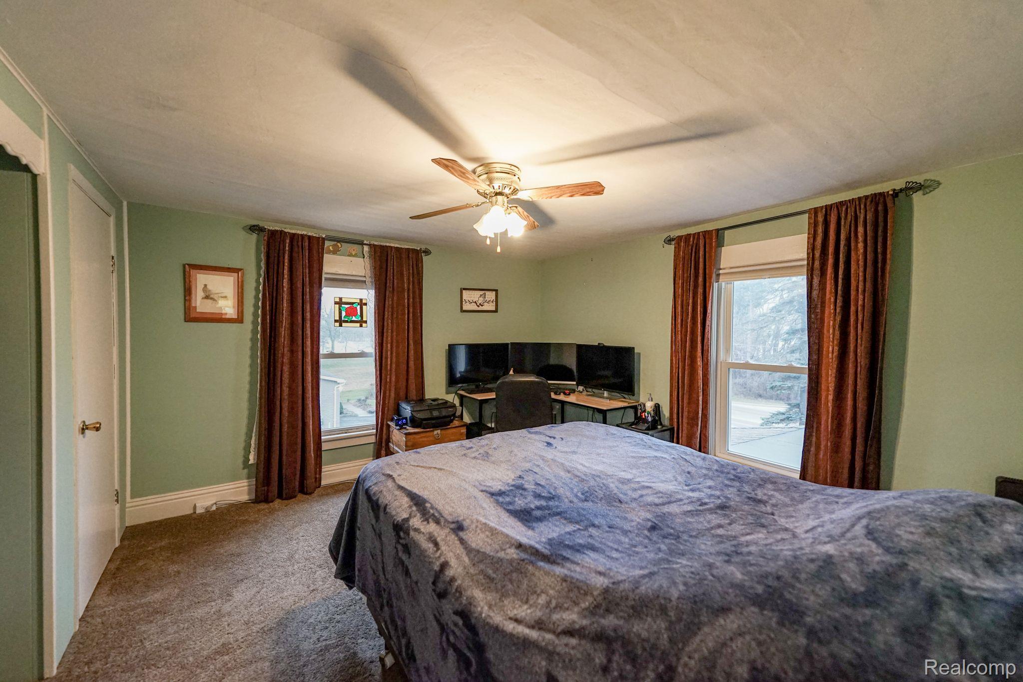 14017 Fenton Road Fenton, MI 48430 - Photo 23 of 39