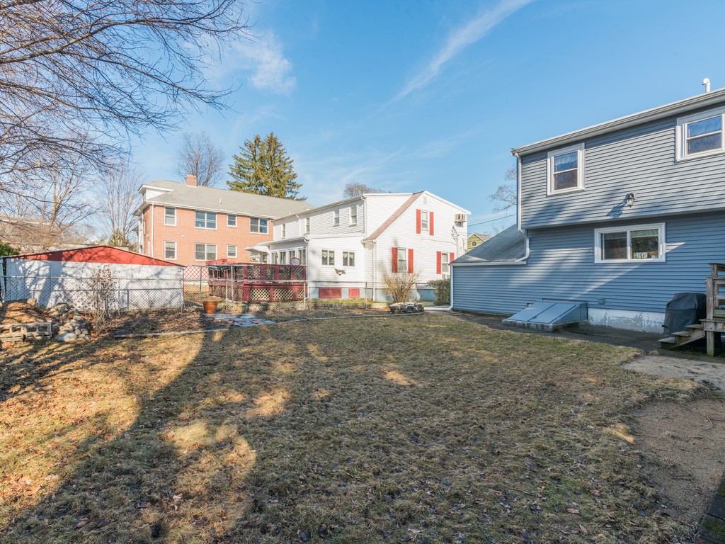 35 Kilburn Road Newton, MA 02465 - Photo 23 of 24
