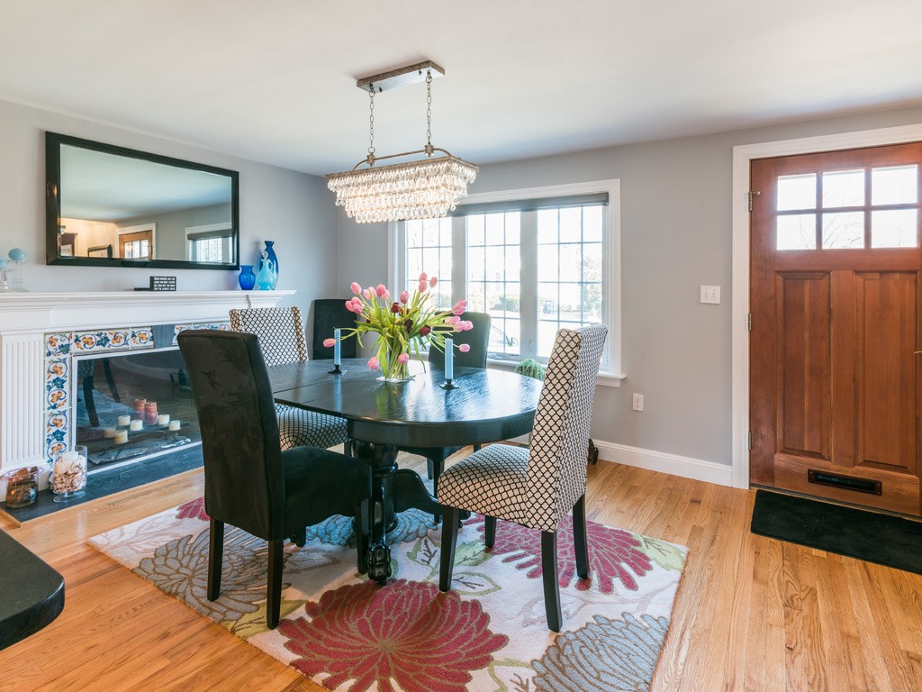 35 Kilburn Road Newton, MA 02465 - Photo 4 of 24