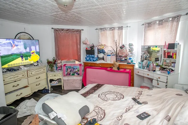 $529,900 | 22 Prescott Street, Leominster, MA 01453