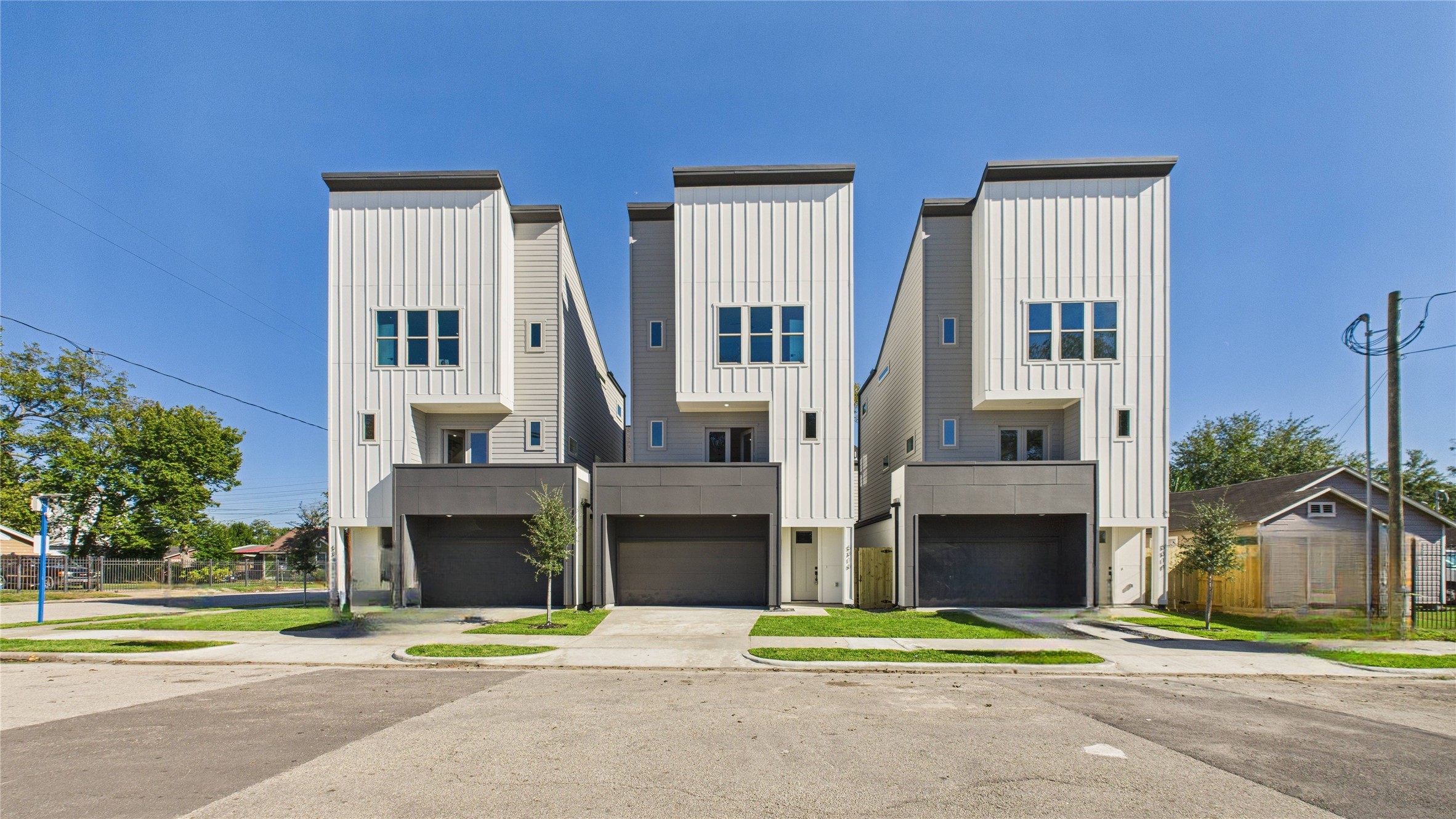 5318 Terry Street Houston, TX 77009 - Photo 2 of 28 Welcome to Terry Griffin Crossing