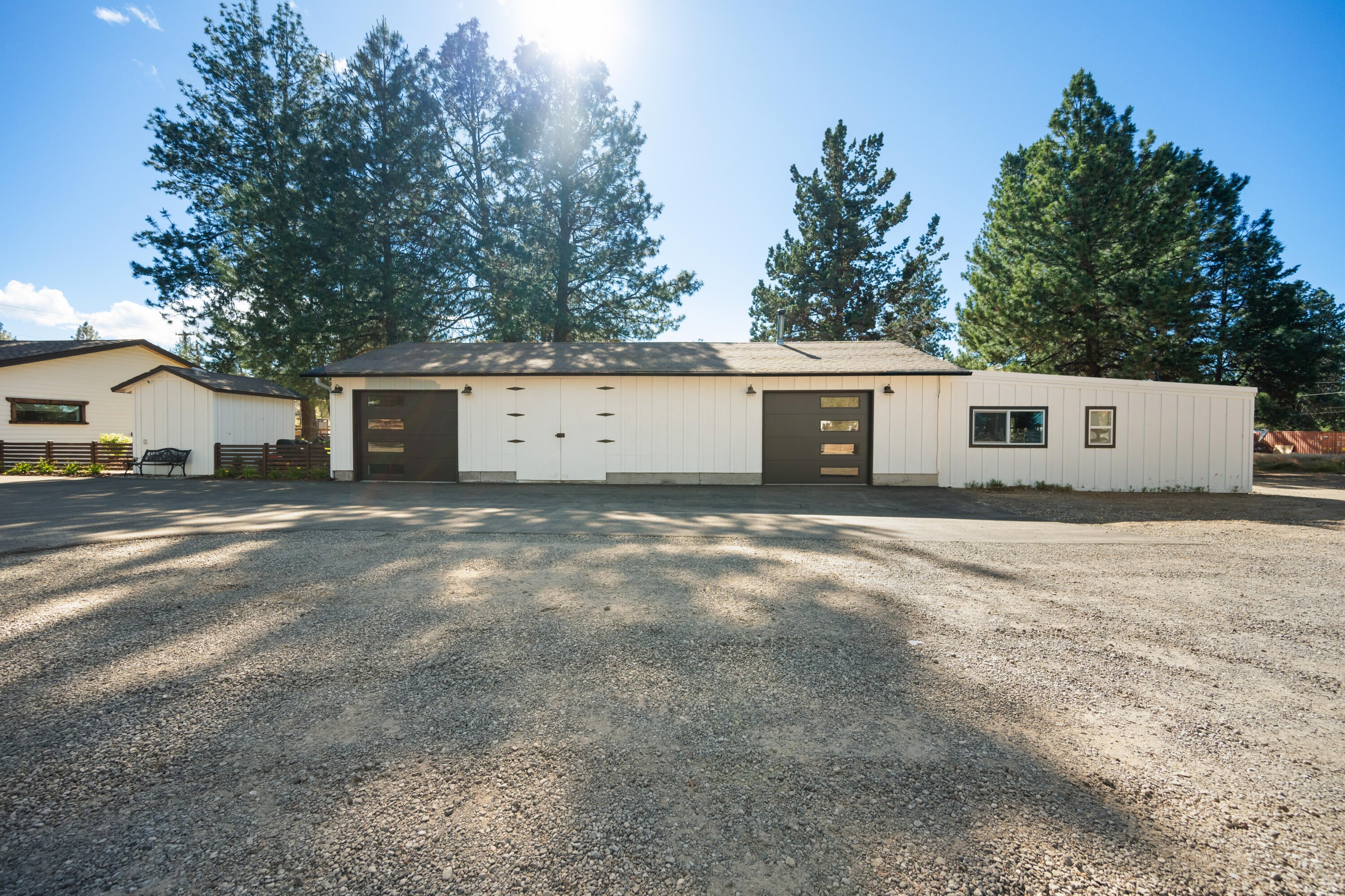 19830 Rocking Horse Road Bend, OR 97702 - Photo 35 of 45 Shop approx 2000sf of storage and parking