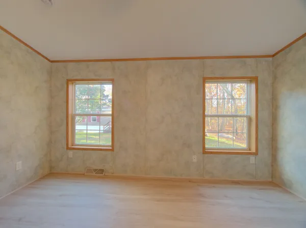 $189,000 | 932 Long Cove Road, Ledyard, CT 06335