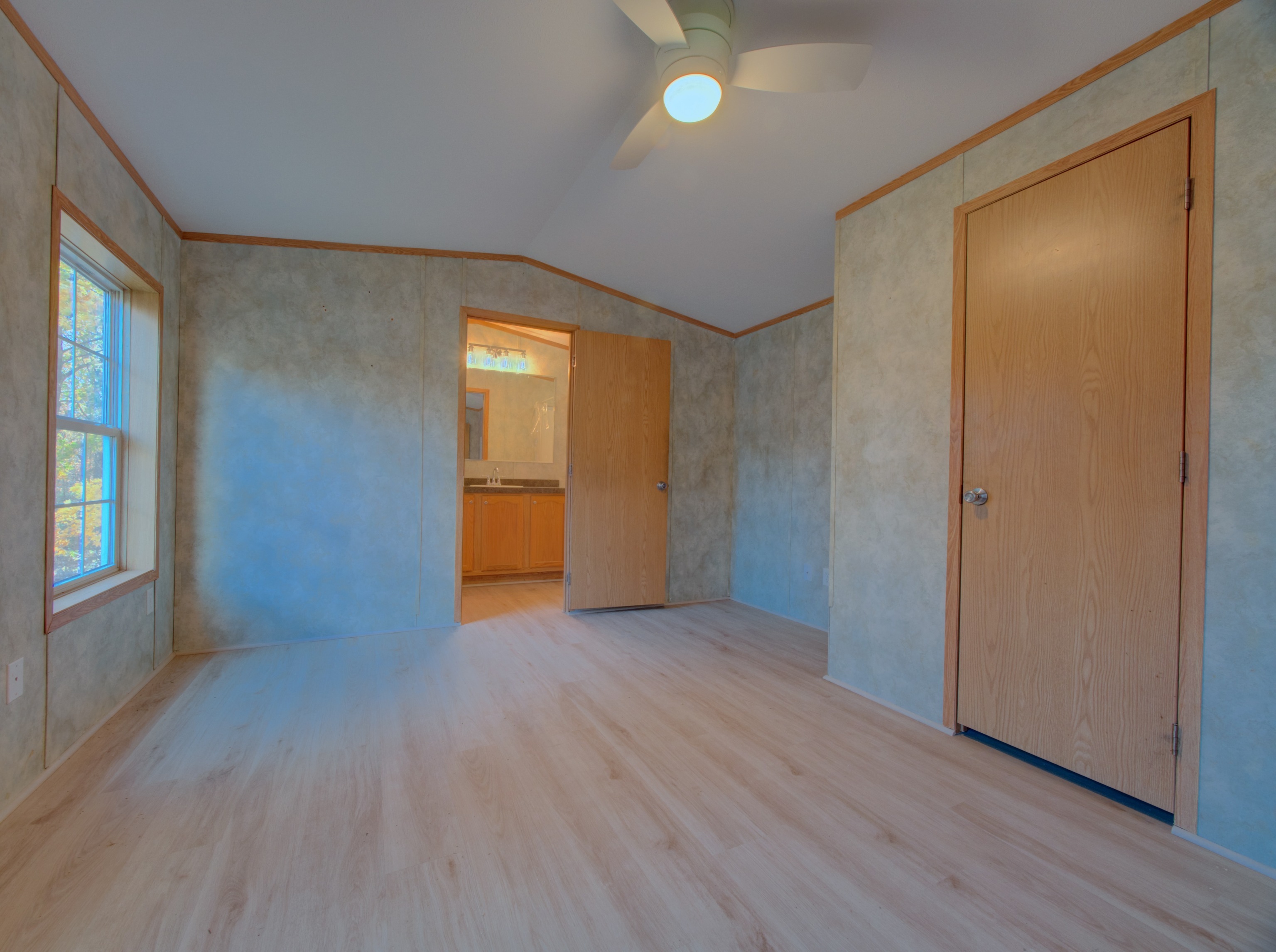 932 Long Cove Road Ledyard, CT 06335 - Photo 13 of 34