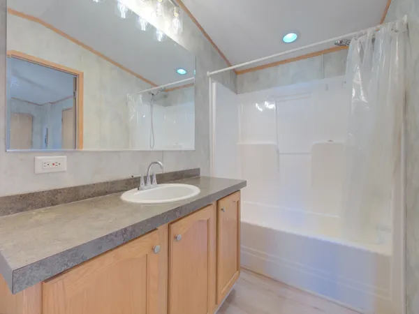 $189,000 | 932 Long Cove Road, Ledyard, CT 06335