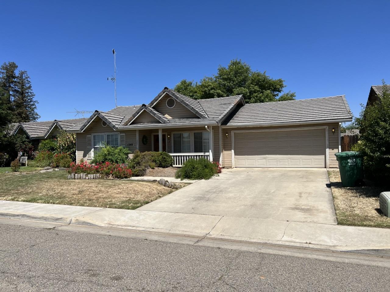 1340 Del Altair Avenue Reedley, CA 93654 - Photo 1 of 1 Gallery Image 1