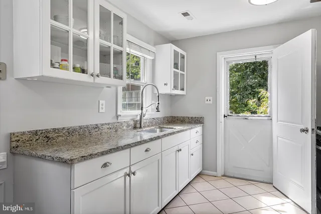 $2,300 | 15030 Alabama Avenue, Woodbridge, VA 22191