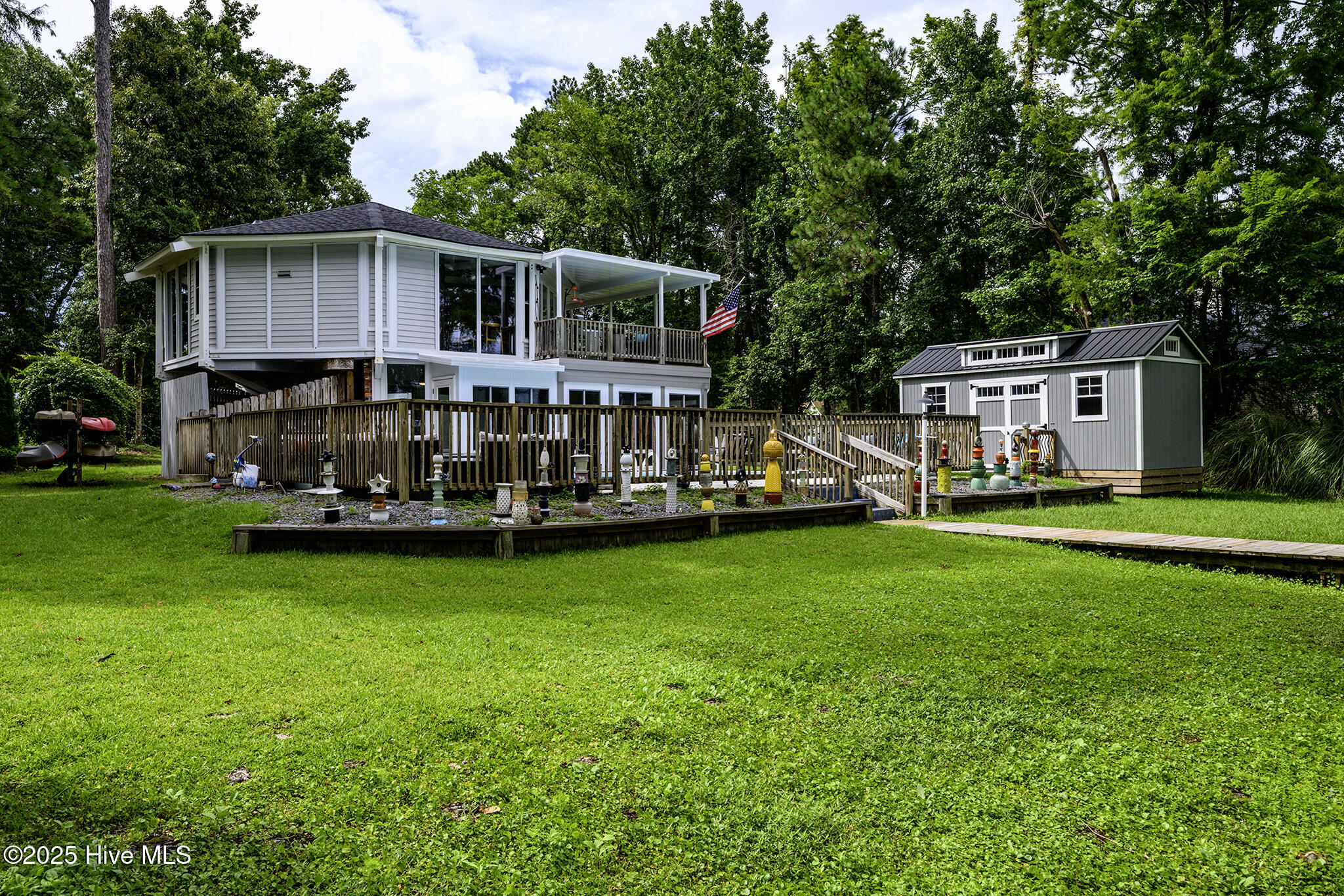 210 Gangplank Road New Bern, NC 28562 - Photo 31 of 86 Featuring an In-ground Salt Water Pool and Detached Storage