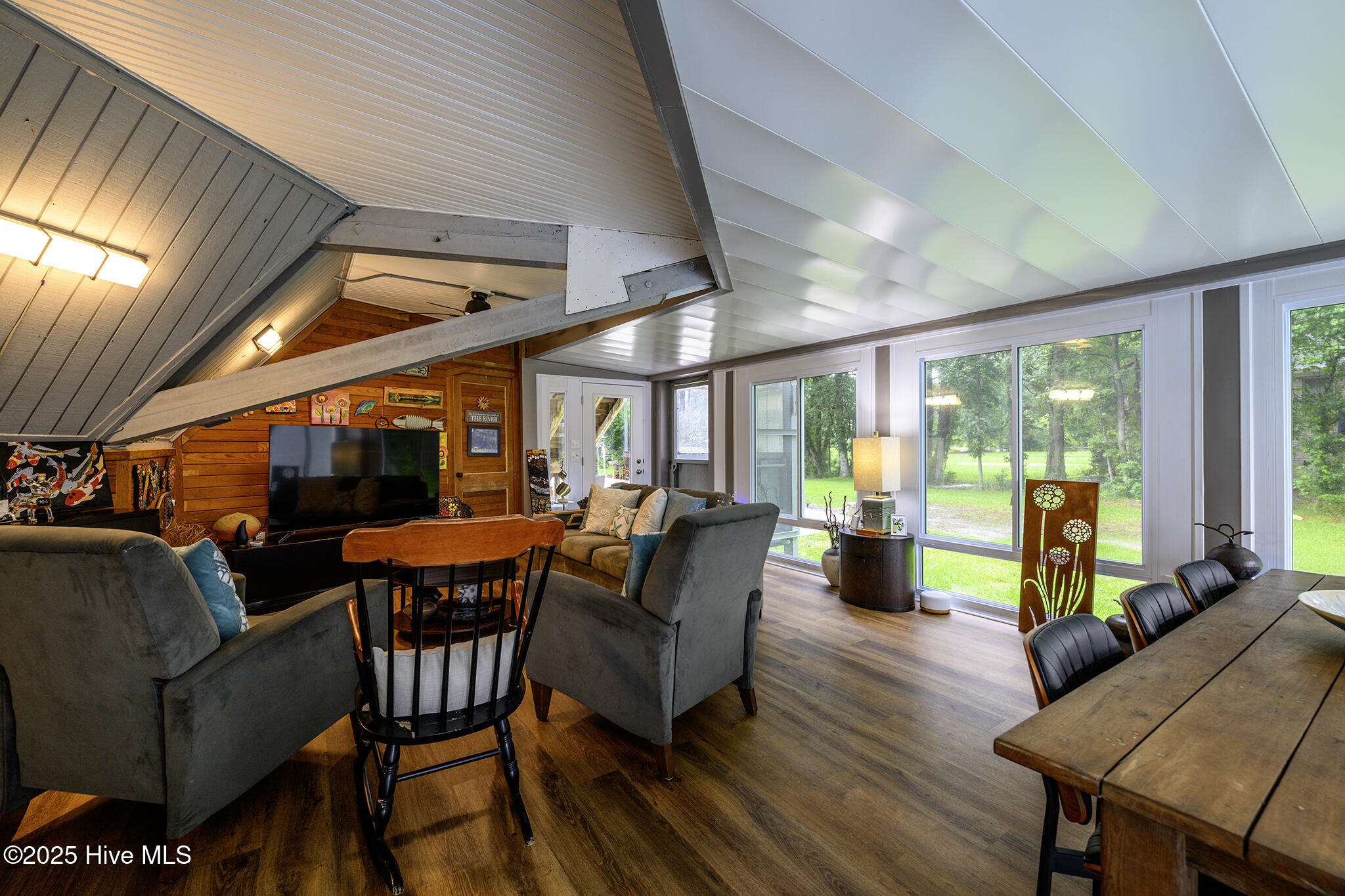 210 Gangplank Road New Bern, NC 28562 - Photo 36 of 86 1st Level Open Concept Living Space