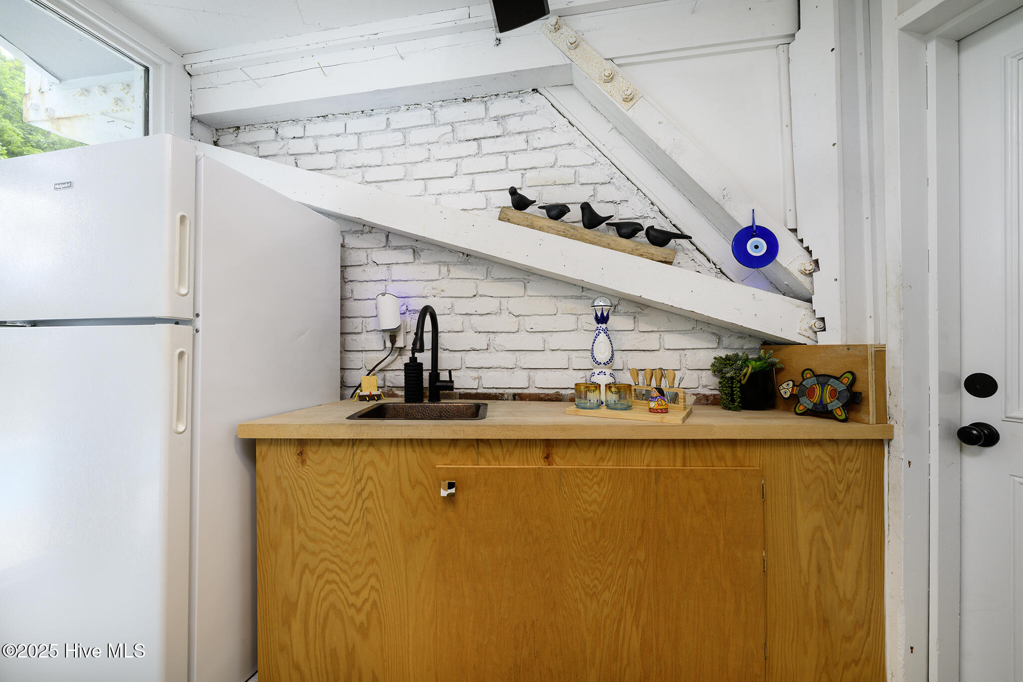 210 Gangplank Road New Bern, NC 28562 - Photo 41 of 86 1st Level Kitchen