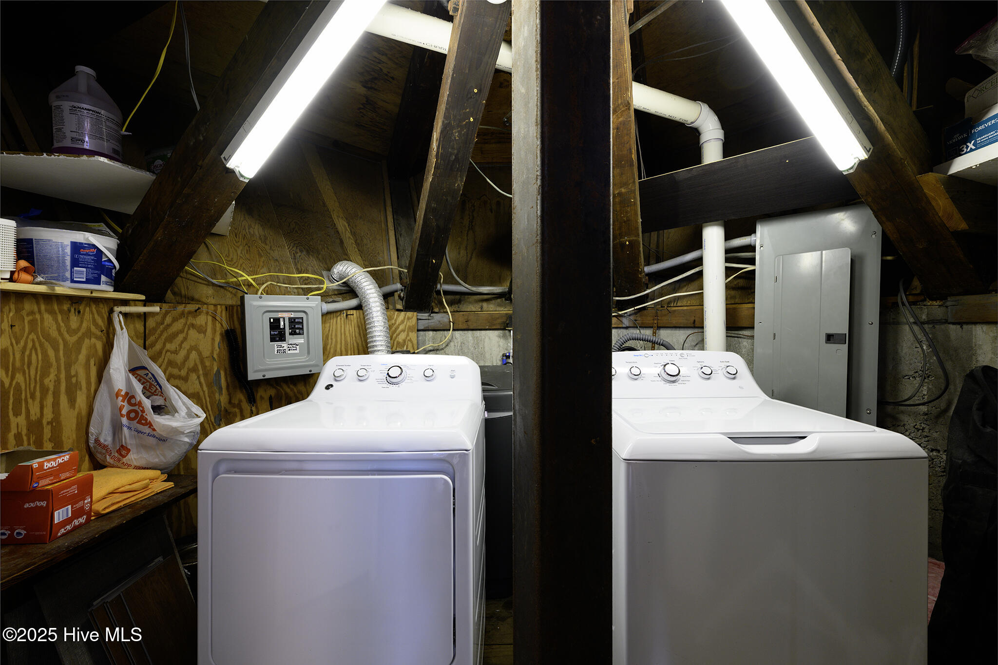 210 Gangplank Road New Bern, NC 28562 - Photo 43 of 86 Laundry